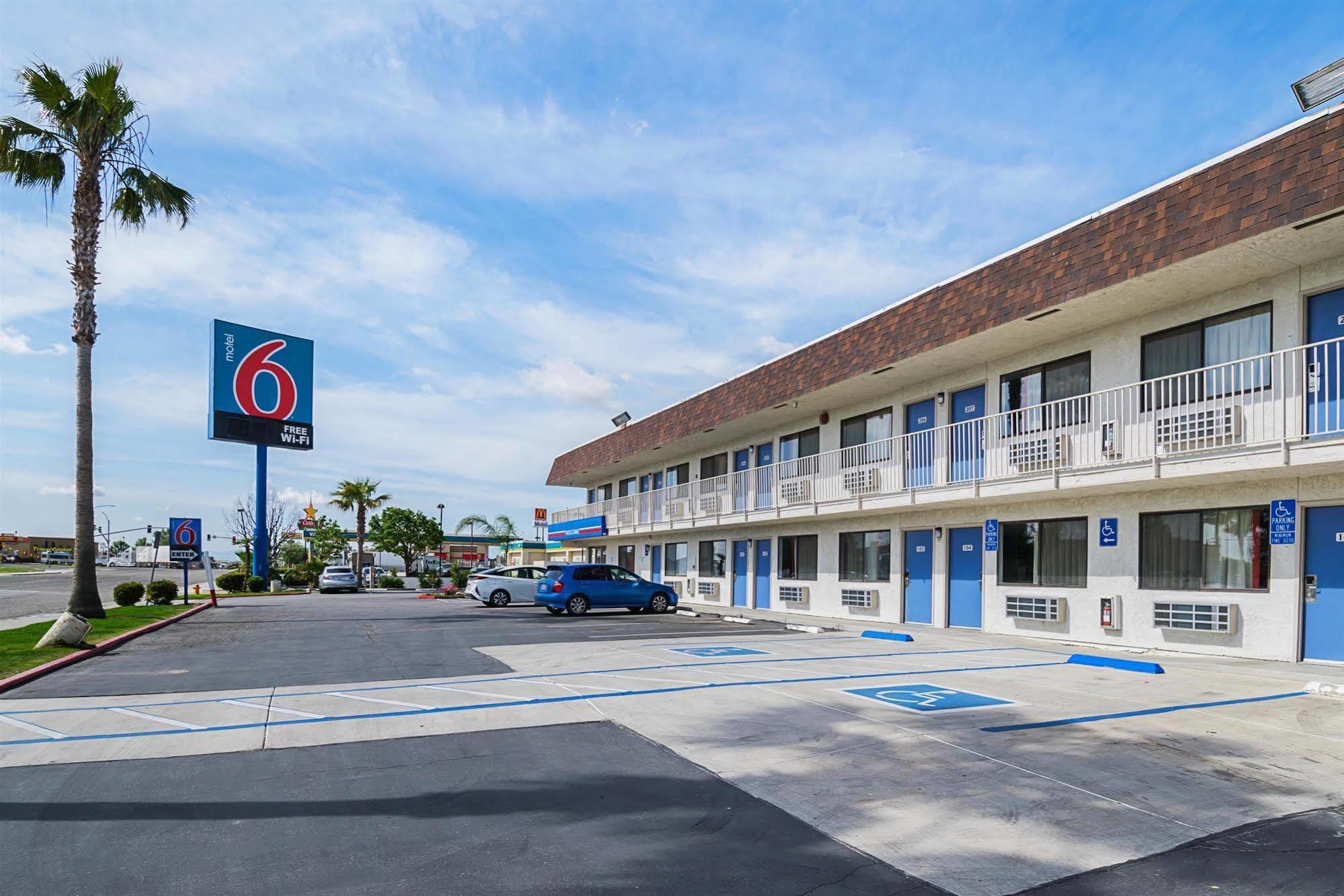 Motel 6 Lost Hills / Buttonwillow Racetrack Kültér fotó
